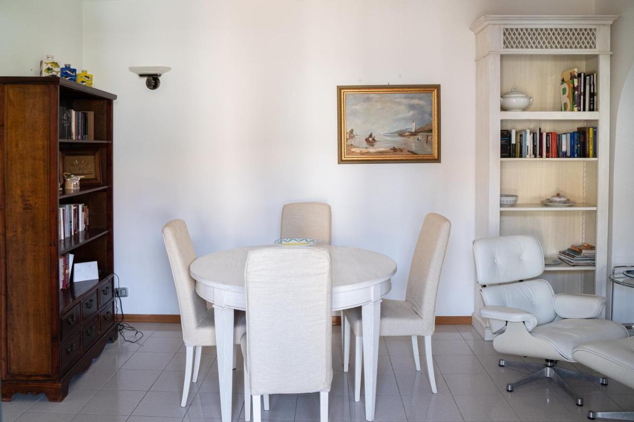 Elegant Apartment In Residence With Pool アチレアーレ エクステリア 写真